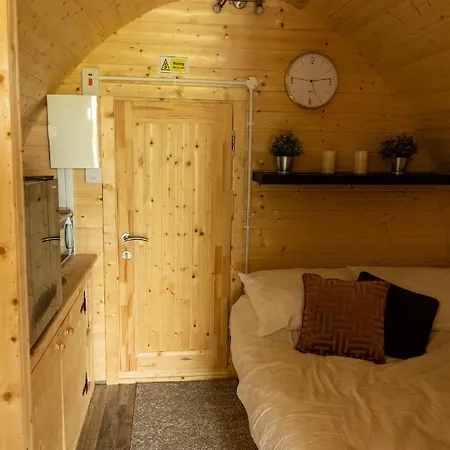 Ivy Hill Glamping Pod * Ennis