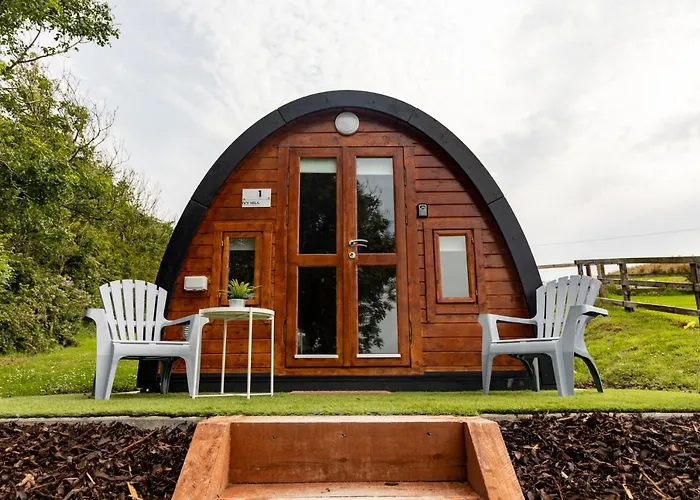Ivy Hill Glamping Pod *
